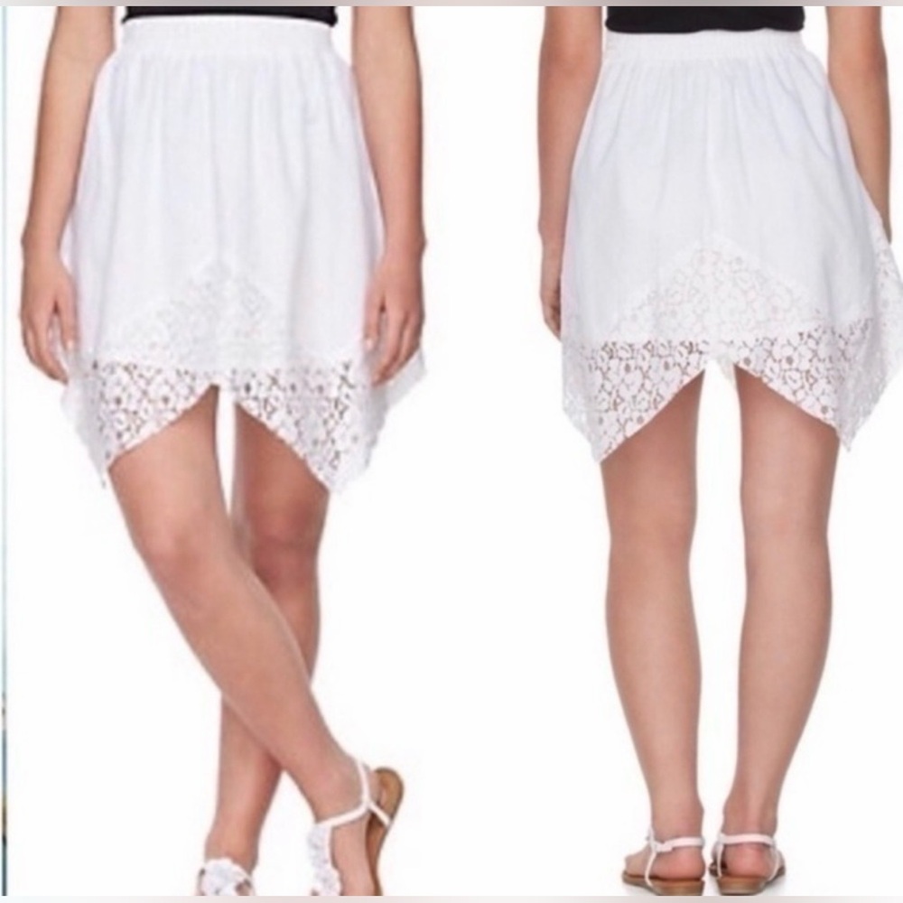 Disney Alice Through the Looking Glass White Asymmetrical Skirt with Lace Detail